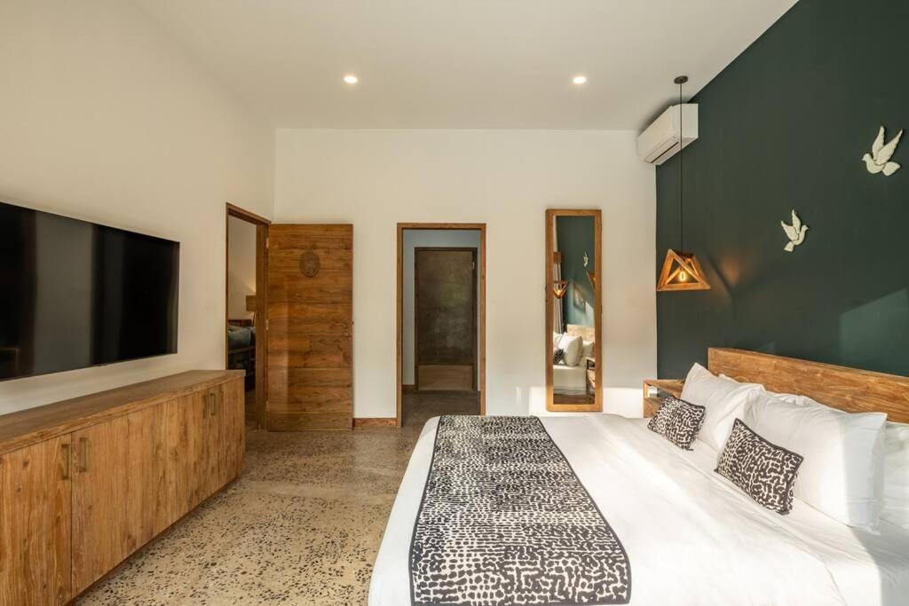 Villa Designer New 3Bdr - Lush Garden+Pool à Gili Trawangan Extérieur photo