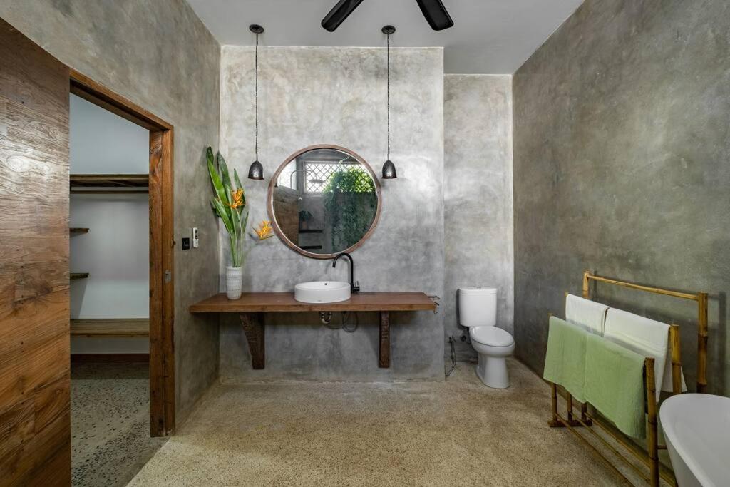 Villa Designer New 3Bdr - Lush Garden+Pool à Gili Trawangan Extérieur photo